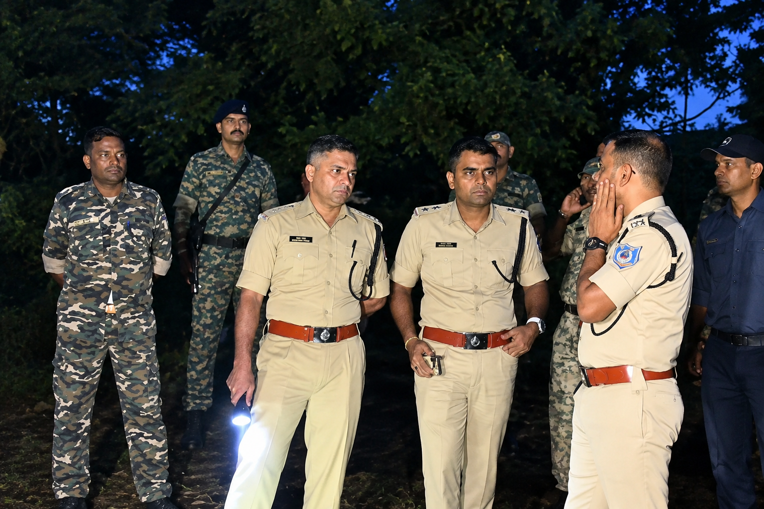 धनबाद गोलीकांड के बाद ईस्ट बसुरिया में मुठभेड़, पुलिस ने चार अपराधियों को दबोचा