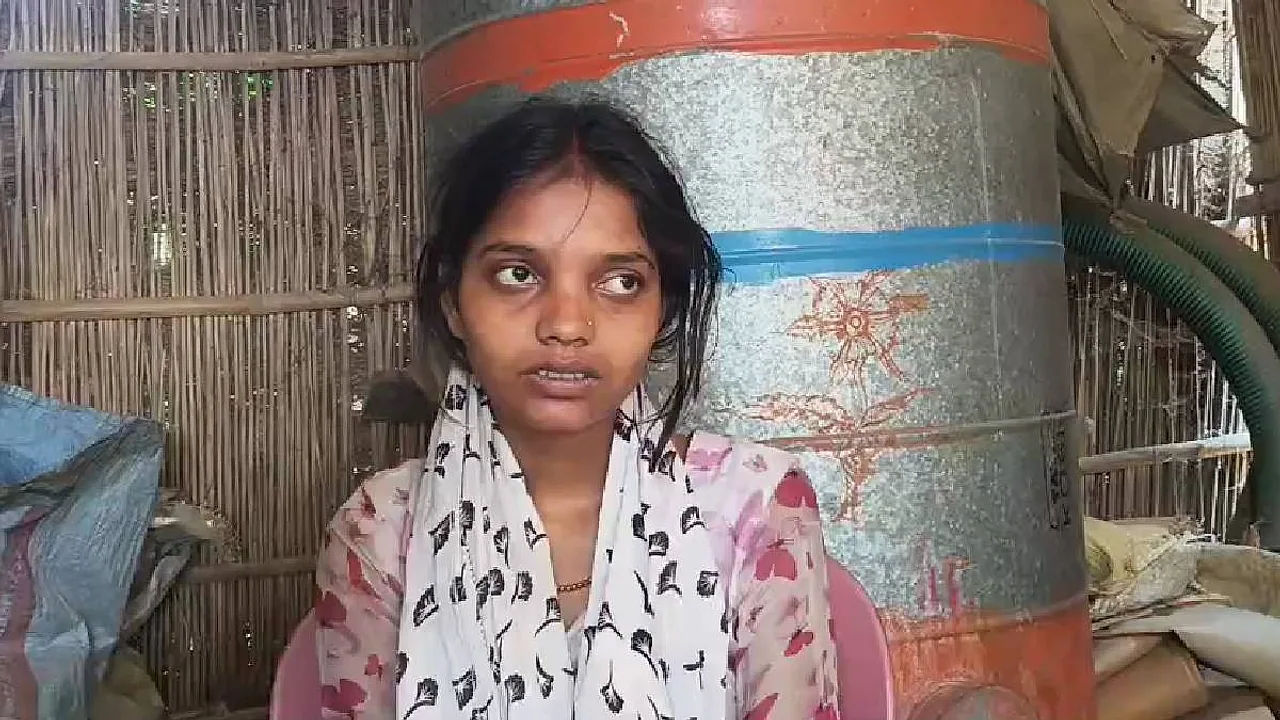 मधेपुरा: रिश्ते के भतीजे से प्रेम विवाह करने वाली युवती को मां-बाप ने सरेआम पीटा, बाल पकड़कर घसीटा — वीडियो वायरल