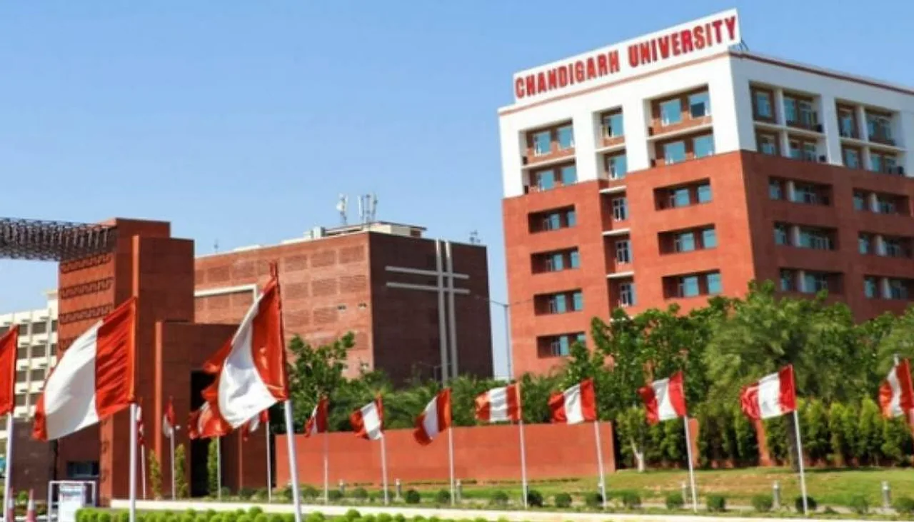 No Dream Cut Short by Money: Chandigarh University Pledges Up to ₹50 Crore in CUCET Scholarships, Honours 1,500 Toppers at Unnao Summit