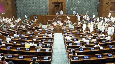 लाइव: संसद का मानसून सत्र 10वां दिन — जन्म-मृत्यु पंजीकरण और सुप्रीम कोर्ट जजों की संख्या पर लोकसभा में चर्चा