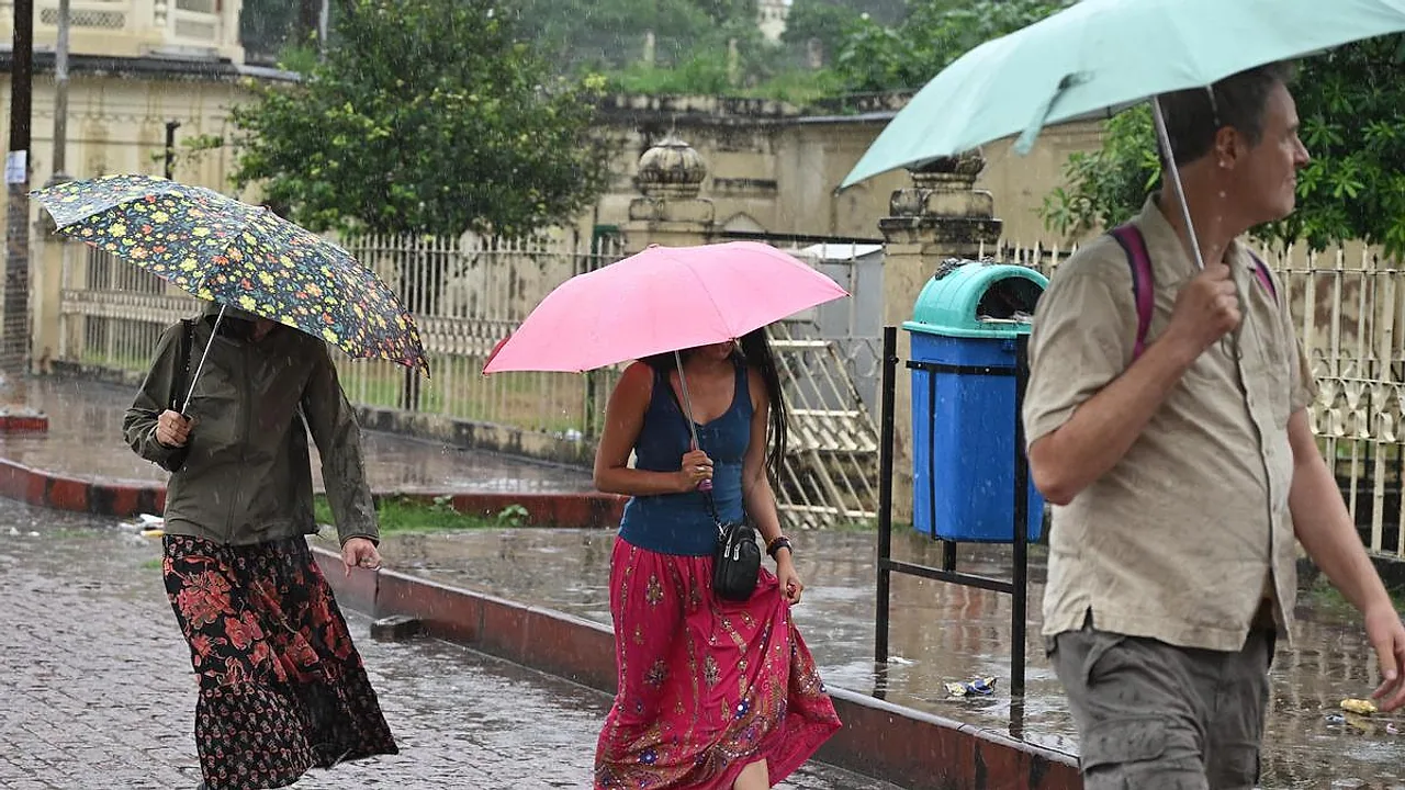 Live: Heavy rain alert issued for Uttar Pradesh and Uttarakhand; Delhi under yellow warning