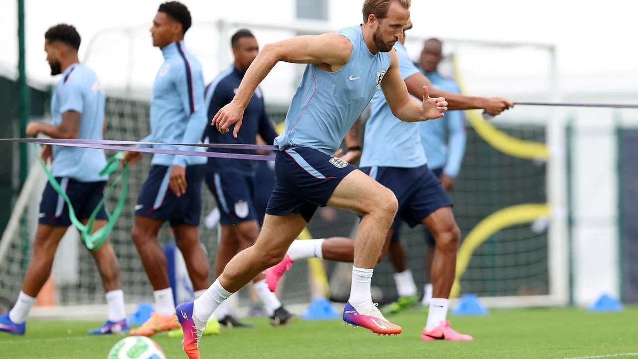 FIFA World Cup | England vs Ghana LIVE updates: Group L match gets underway