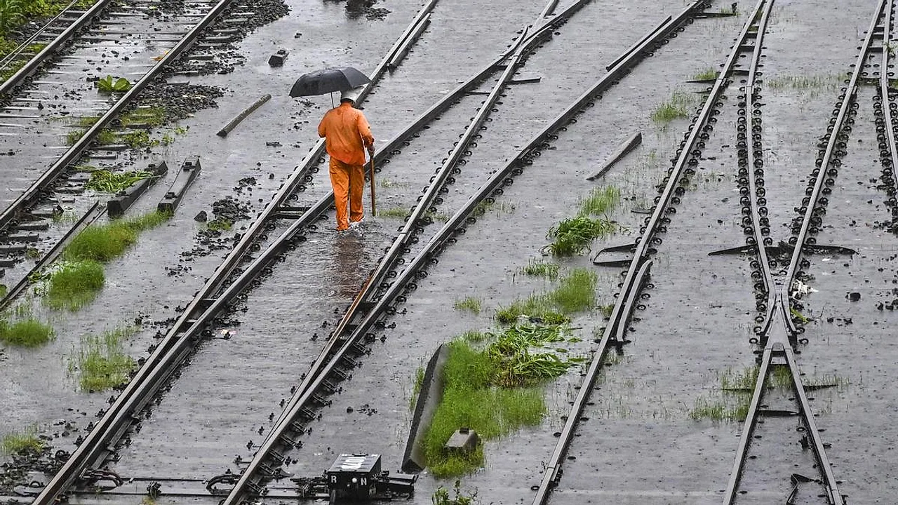 Live: Mumbai monsoon fury — schools shut, landslides disrupt rail and road as rains batter the region