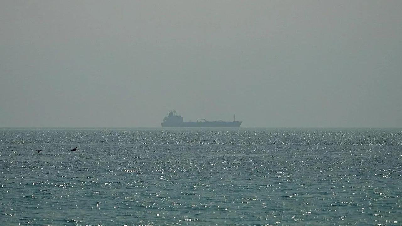 West Asia Conflict LIVE: US and Iran Trade Air Strikes, Testing Fragile Truce