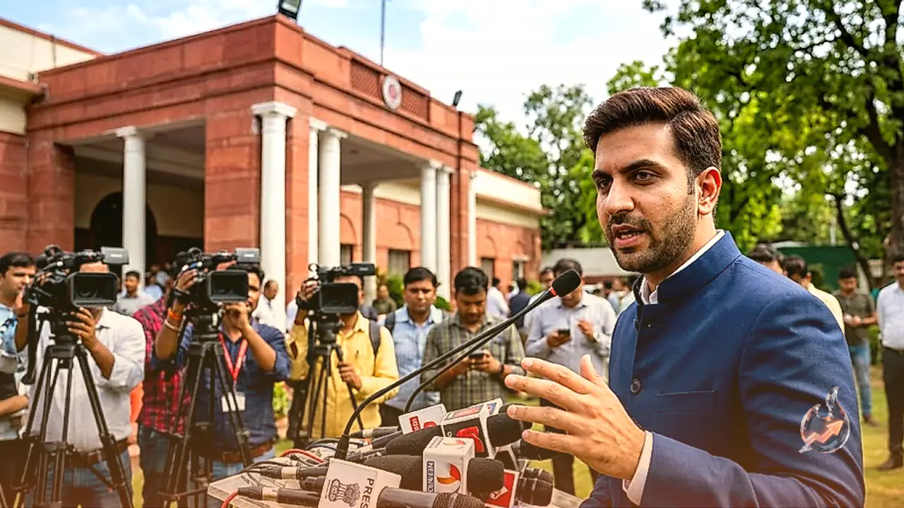 अखिलेश यादव की मुख्य जंग बीजेपी से नहीं बल्कि कांग्रेस से है, शहजाद पूनावाला का विपक्ष पर तीखा हमला