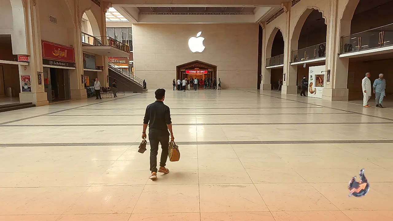 Apple Boosts Festive Discounts in India With Up to 8000 Cashback on iPhone 17