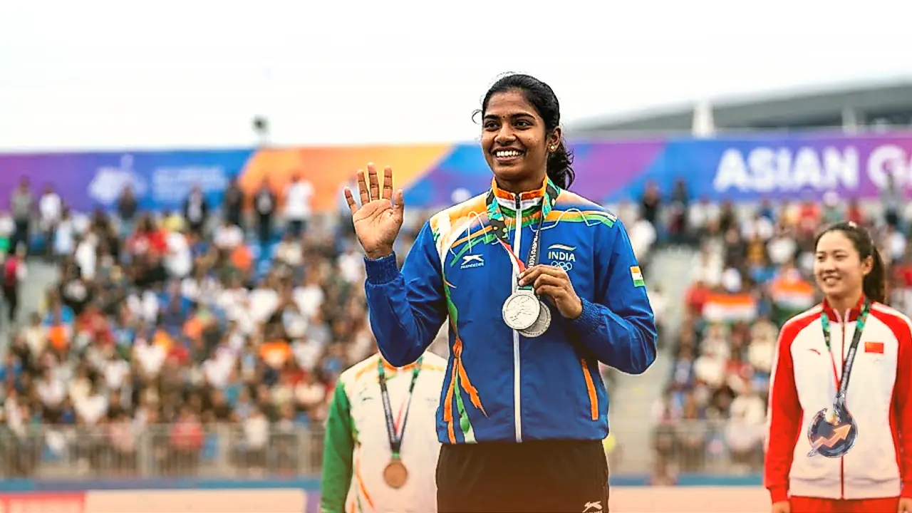 Asian Games Opening Day: Elavenil Valarivan Bags Double Silver in Shooting as Suchika Tariyal Secures Landmark MMA Medal