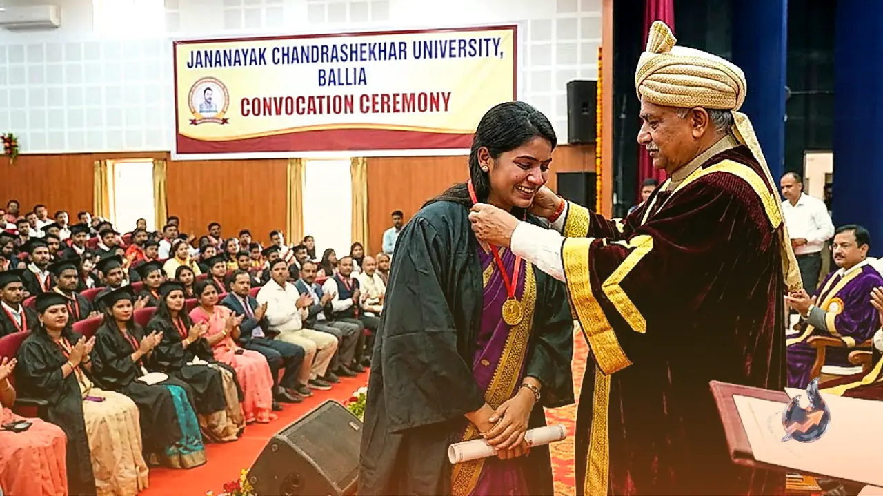 Overcoming Extreme Poverty, Noor Seeba Wins Gold Medal in MA Urdu at Jananayak Chandrashekhar University