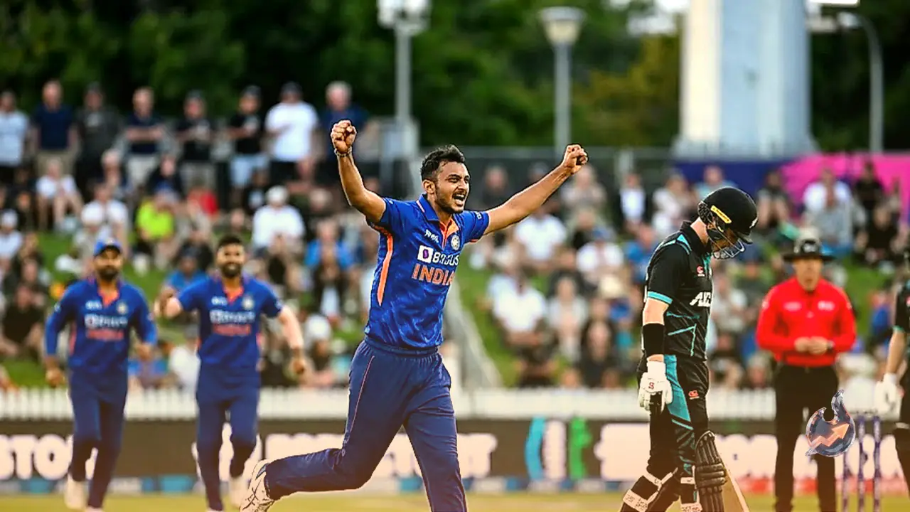 Axar Patel Strikes Back to Dismiss Finn Allen After Expensive Overs in New Zealand T20