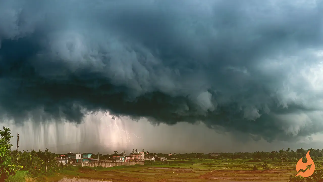 Stormy Weather Hits Bihar Today: Yellow Alert in 12 Districts Including Seemanchal-Kosi, 60 km/h Dusty Winds and Lightning Expected — Here's When Monsoon Will Blanket the Whole State