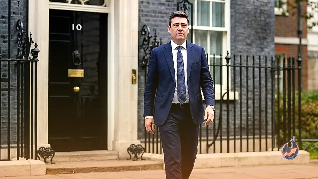 Why the pound is barely flinching at Burnham's move into Downing Street