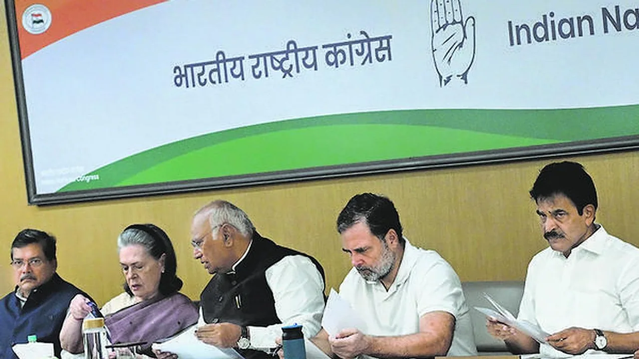 लाइव: 'इंडिया' गठबंधन की अहम बैठक शुरू, विपक्षी नेताओं पर लगे पोस्टरों को लेकर भाजपा का राहुल पर वार — 30 सितंबर 2026