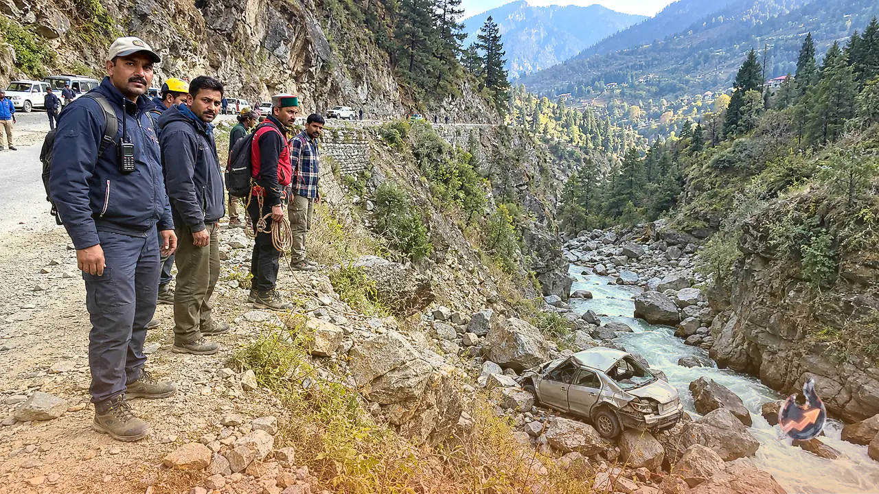 Car Plunges 150 Feet into Gorge in Kullu's Sainj Valley, Killing 20-Year-Old Youth