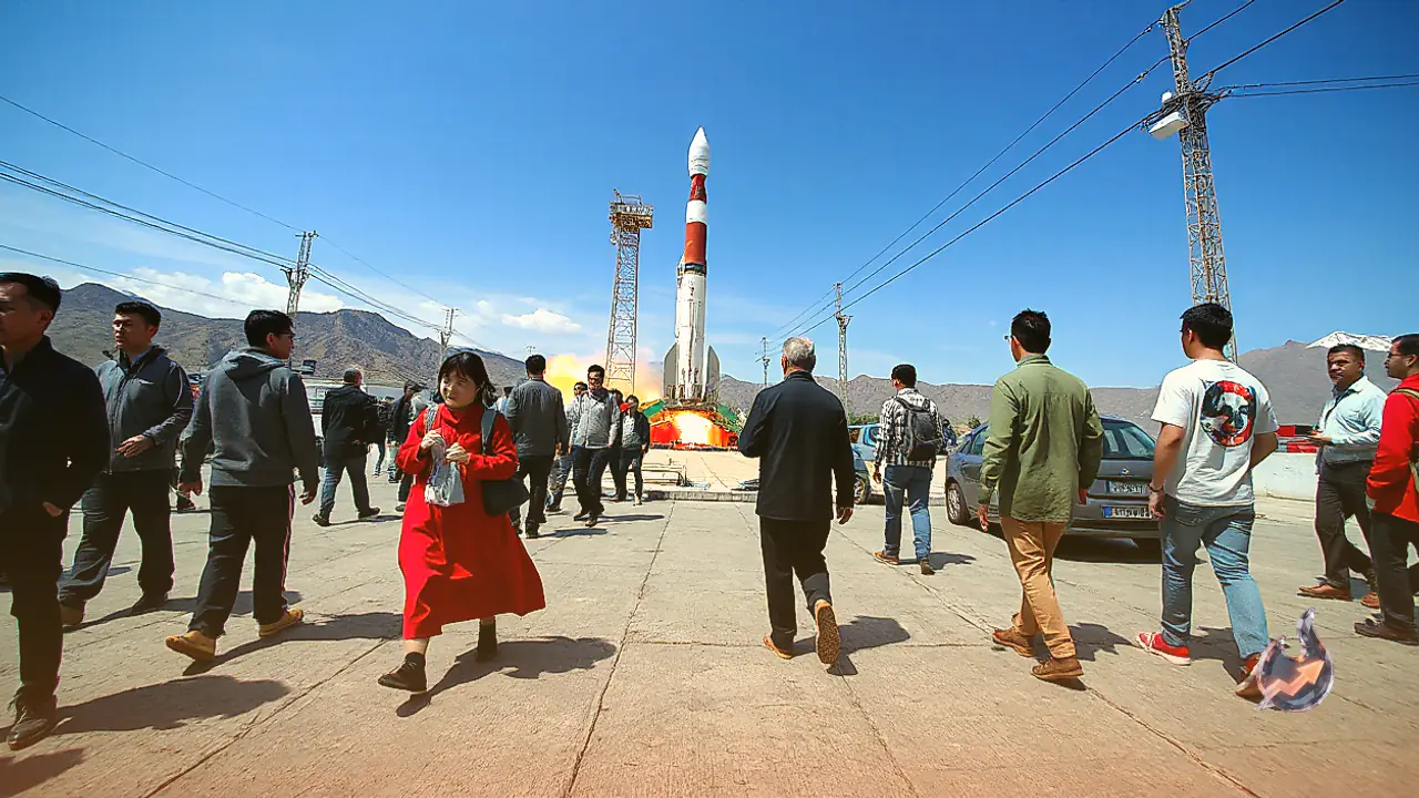 China Expands Space Internet Network With Fresh Satellite Launch