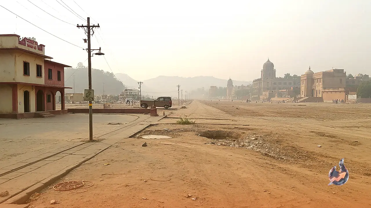 दीपावली पर आंखों की सुरक्षा: जौनपुर में डॉ. आकांक्षा यादव ने दिए खास एहतियात