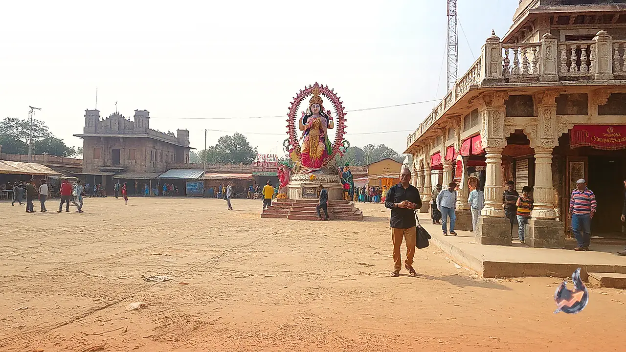 Durga Idol Remains in Pandal Days After Dussehra in Godda Amid Administrative Impasse
