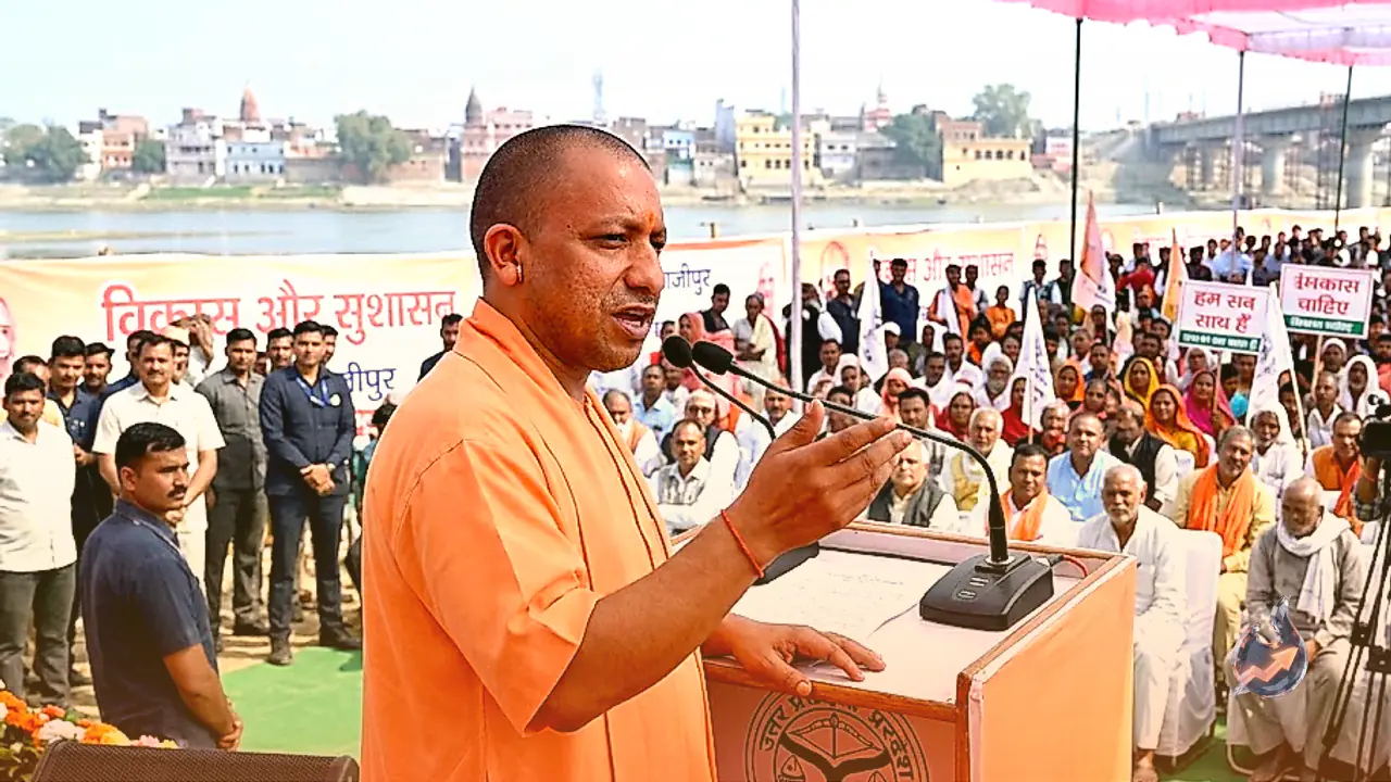 गाजीपुर और उत्तर प्रदेश के विकास पर योगी आदित्यनाथ का संदेश, प्रशासनिक फेरबदल के बीच उठे सवाल
