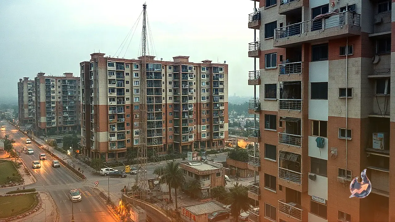 14-year-old girl dies after falling from 12th floor of Ghaziabad housing society