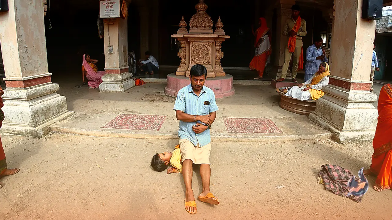 Horrific Crime in Patna: 20-Year-Old Man Beheads One-And-Half-Year-Old Brother Inside Temple Premises