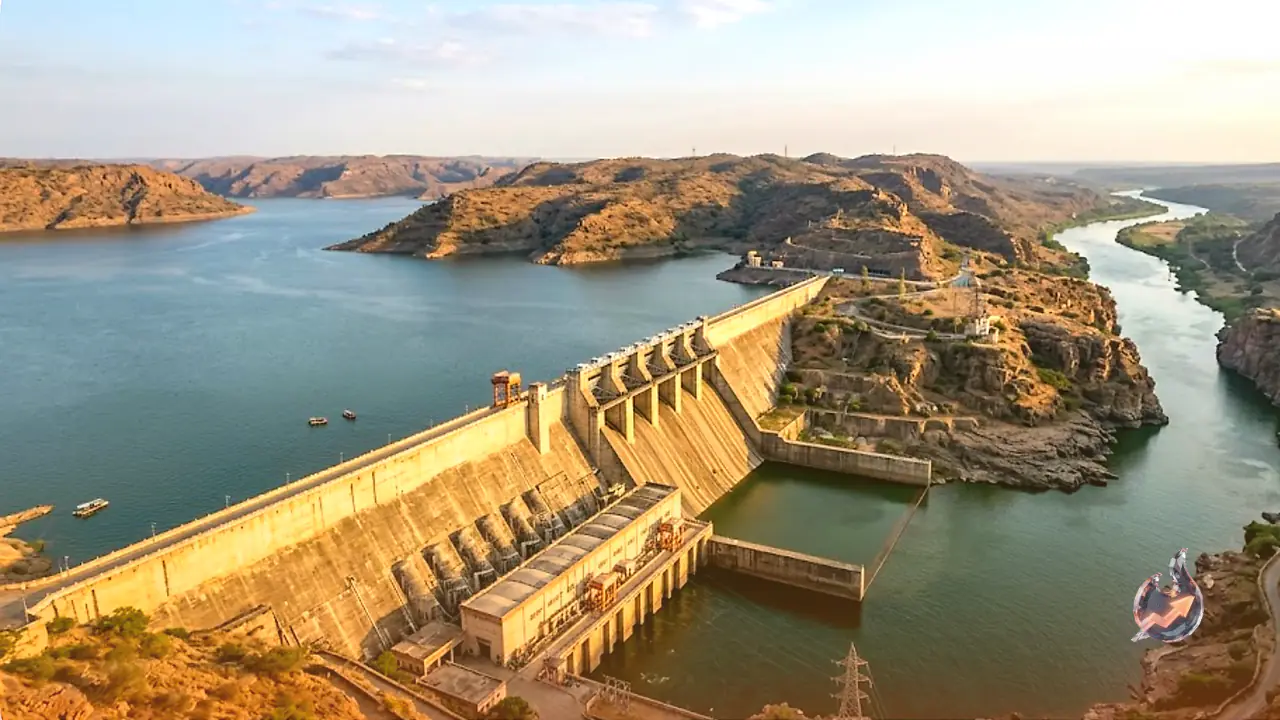 Tracing the Chambal River from Janapav Hills to the Yamuna: How Four Massive Dams Shape Its Journey
