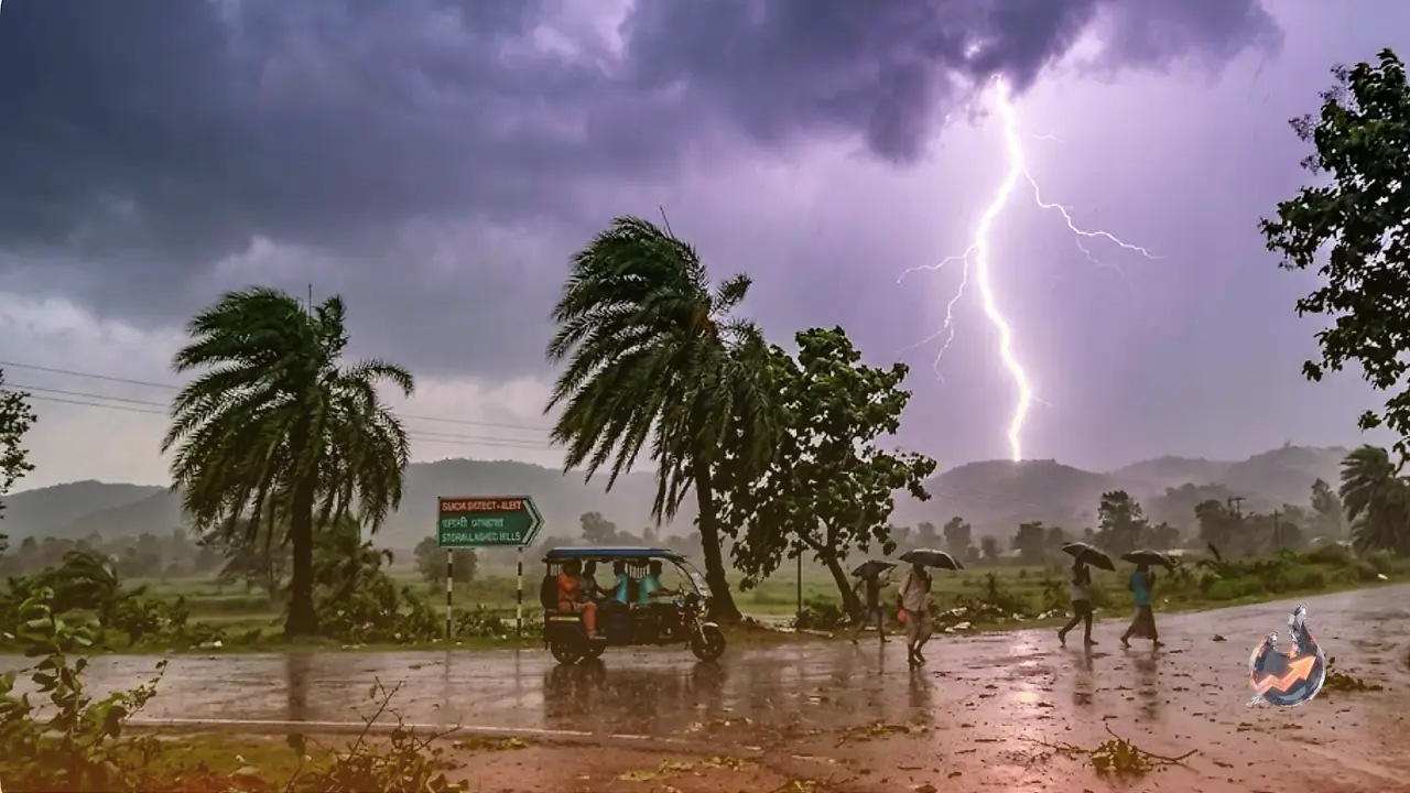 झारखंड में आज बारिश और वज्रपात मचाएंगे कहर, रांची-गुमला समेत 13 जिले हाई अलर्ट पर