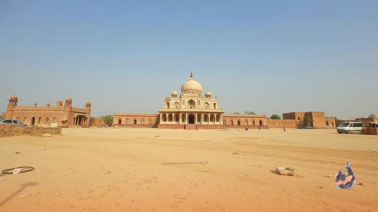 करवा चौथ पर त्रिग्रही योग का अद्भुत संयोग, इन चार राशियों के जीवन में चमकेंगे सफलता के सितारे