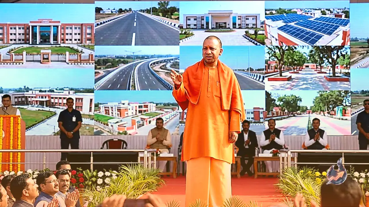 कुशीनगर में सीएम योगी आदित्यनाथ का बड़ा कदम, 464 विकास योजनाओं की दी सौगात