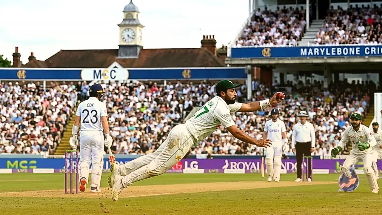 Salman Ali Agha Stuns Lord's With Spectacular Catch as Pakistan Reduce England to 248/9 on Day One