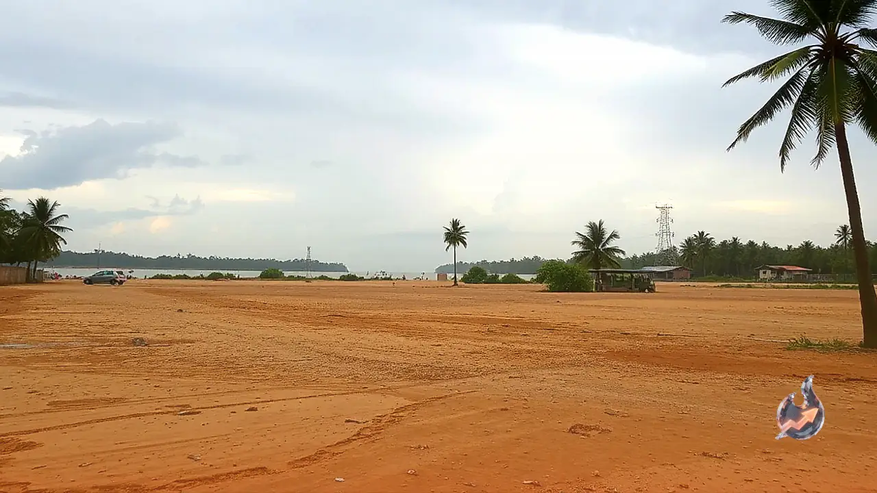 Low Pressure Area Over Bay of Bengal Triggers Downpours Across South India as Kerala Puts Five Districts on Orange Alert