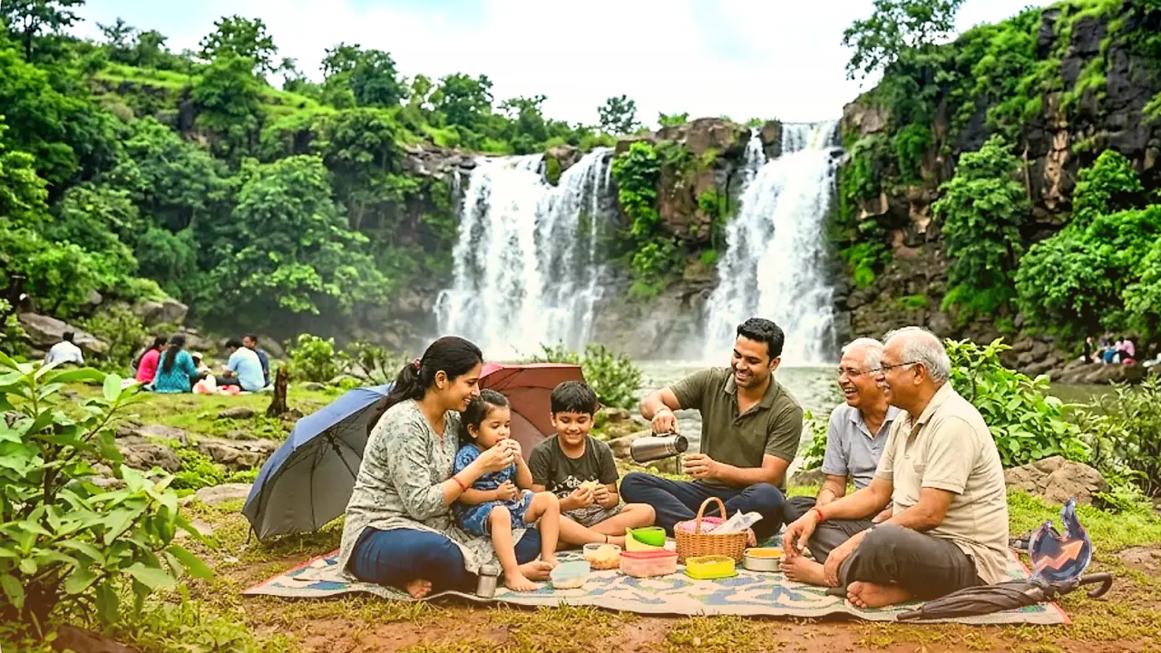 Three Waterfalls Near Burhanpur Are the Perfect Monsoon Picnic Spot for Families