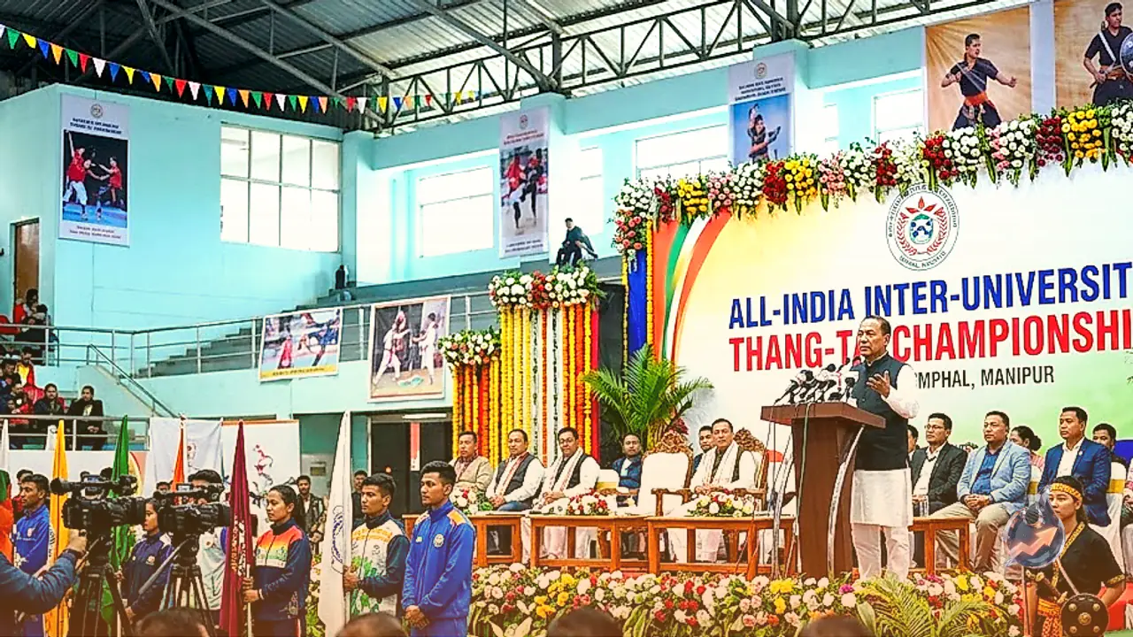 मणिपुर के पारंपरिक युद्ध कौशल थंग-टा को बचाने और आगे बढ़ाने पर दिया जा रहा जोर
