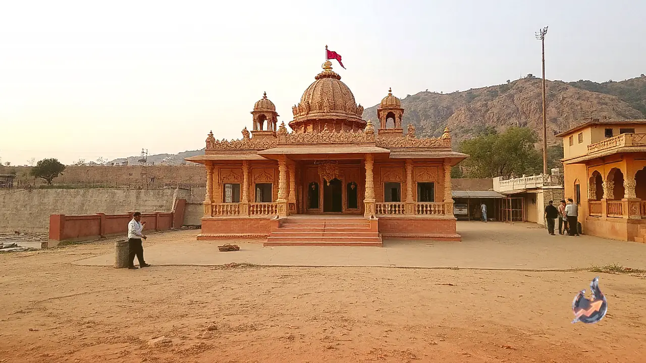 उत्तर प्रदेश के रामपुर में स्थित है चमत्कारी पंचमुखी हनुमान धाम, श्रद्धालुओं की अटूट आस्था का है बड़ा केंद्र