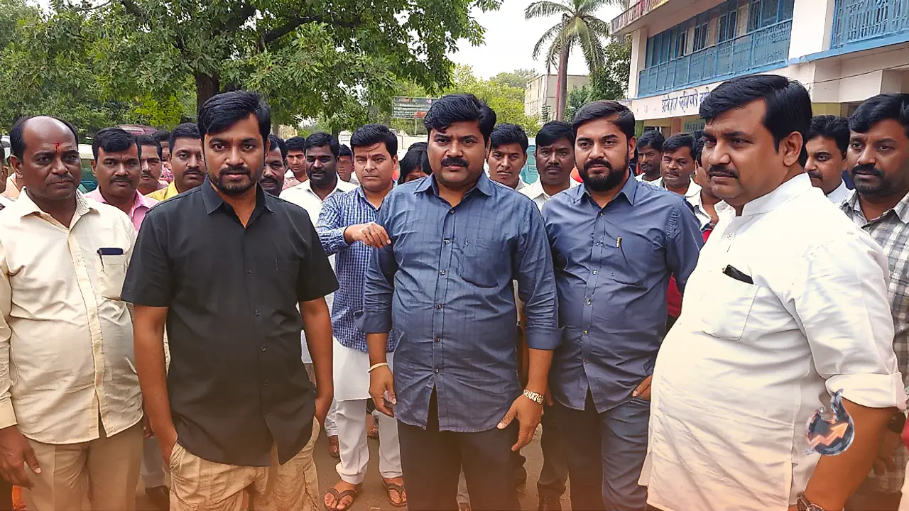 Political Storm in Karnataka as HD Kumaraswamy Accuses CM DK Shivakumar of Rs 600-Crore Hit Contract Against His Family