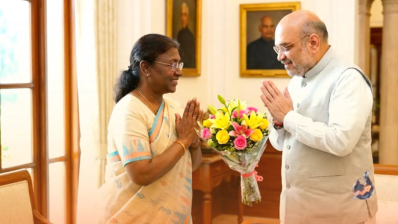 Amit Shah Warmly Wishes President Droupadi Murmu on Her Birthday, Lauds Her Inspiring Journey