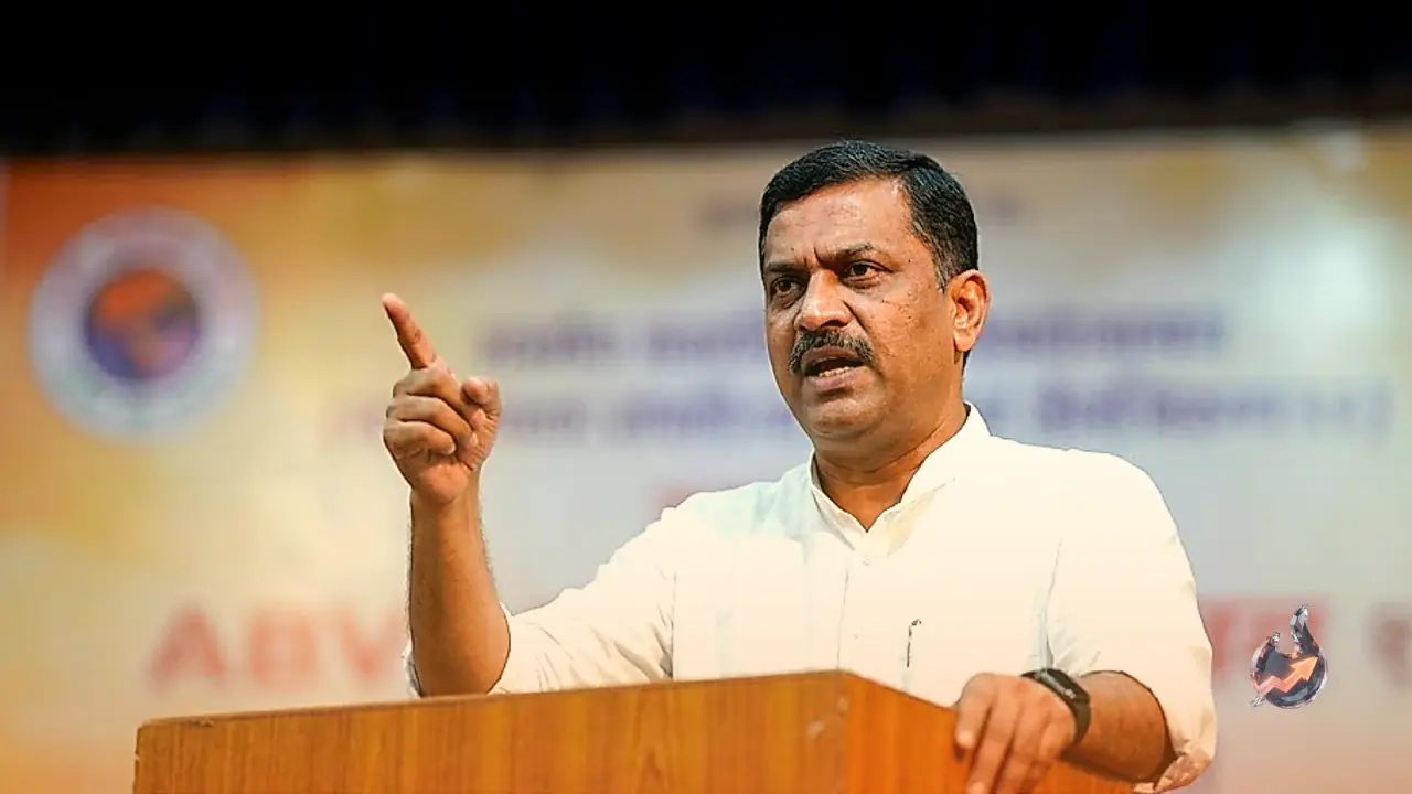 राष्ट्रीय स्वयंसेवक संघ के नेता अतुल लिमये का बयान, जंतर-मंतर पर हुआ नीट प्रदर्शन संविधान और देश के खिलाफ था