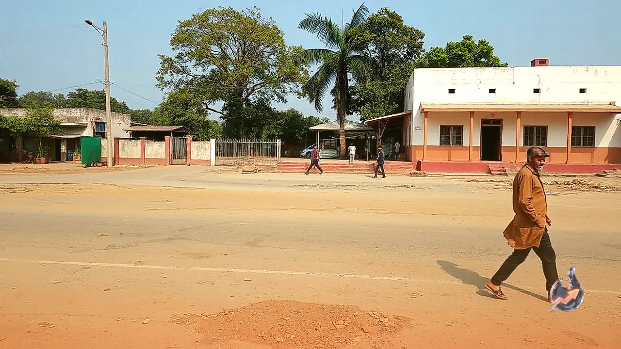 Tamil Nadu Extends Special Officers Tenure Until April 19 2027 Delaying Rural Local Body Elections