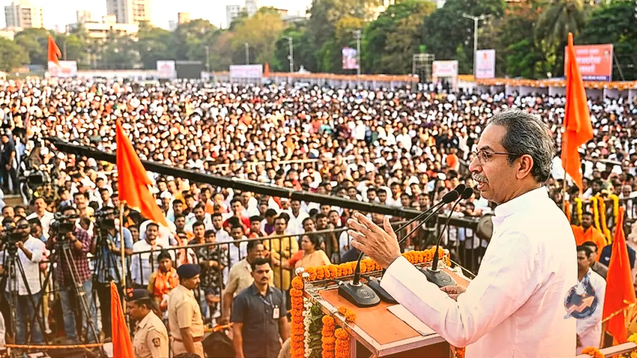 Uddhav Thackeray and Eknath Shinde Clash at Dussehra Rallies Over Delhi Ambitions and Drought Crisis