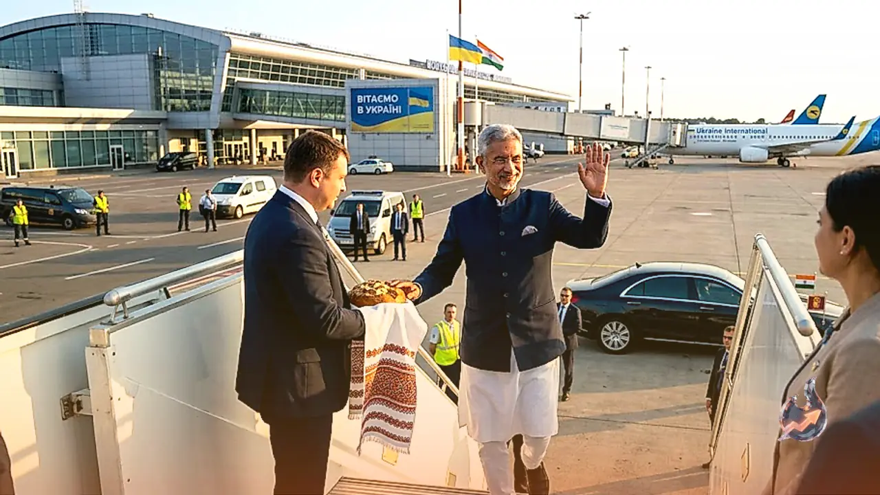 विदेश मंत्री एस जयशंकर का पोलैंड और यूक्रेन दौरा तय, पीएम नरेंद्र मोदी के शांति संदेश के बाद बढ़ी कूटनीतिक गतिविधियां