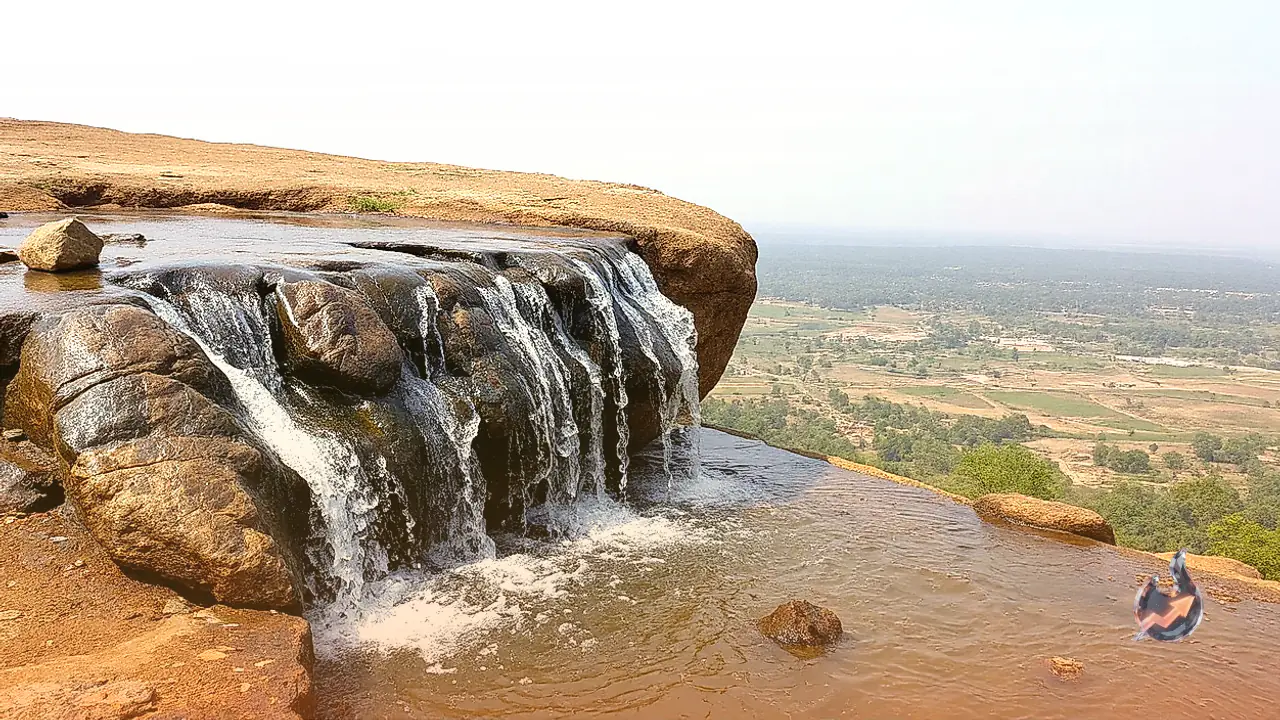 Water continuously drips from Malangri Hill rock in Chhattisgarh all year round